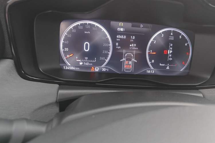 Used Lynk & Co 02 2018 2.0T DCT 4x4 Sport Pro Version China VI Standard Odometer Close Up
