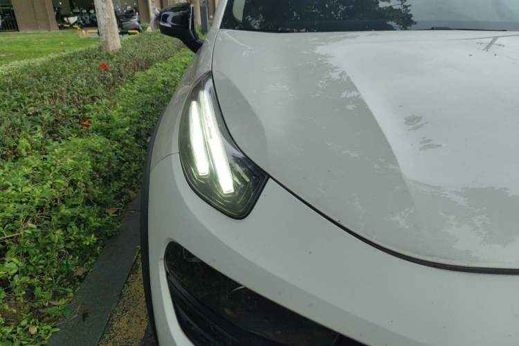 Used Lynk & Co 02 2018 1.5T DCT Two-Wheel Drive Pro Version China V Emission Standard Right Front Headlight