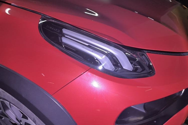 Used Lynk & Co 02 2018 2.0T Automatic Two-Wheel Drive Pro Edition China V Emission Standard Right Front Headlight