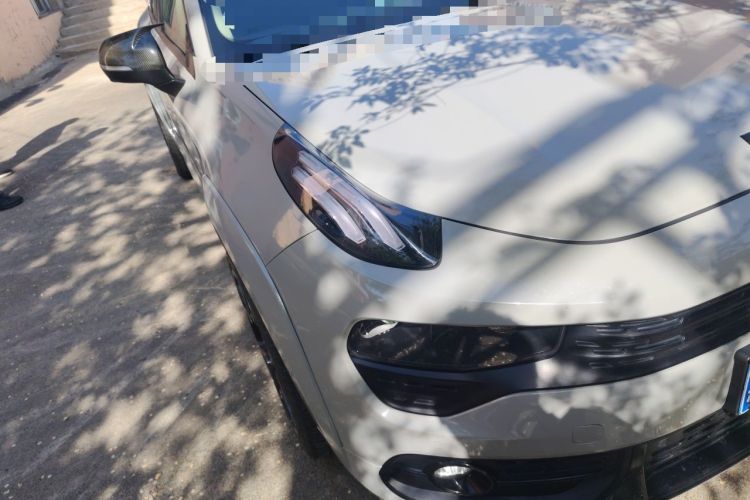 Used Lynk & Co 02 2018 1.5T DCT Two-Wheel Drive Pro Version China V Emission Standard Right Front Headlight
