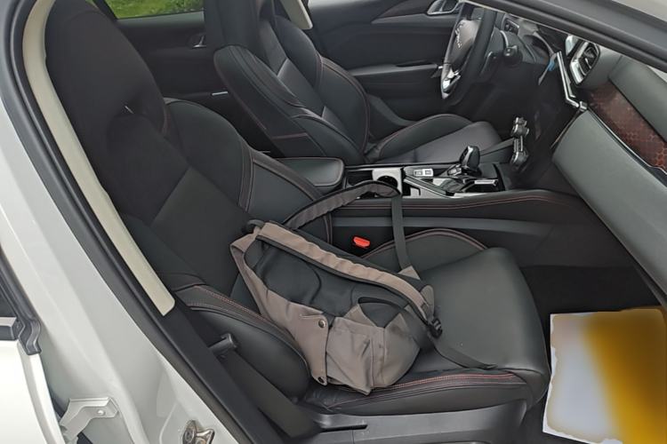Used Lynk & Co 02 2018 1.5T DCT Two-Wheel Drive Pro Version China V Emission Standard Right Front Seat