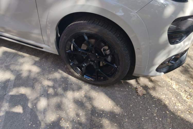 Used Lynk & Co 02 2018 1.5T DCT Two-Wheel Drive Pro Version China V Emission Standard Right Front Wheel Hub