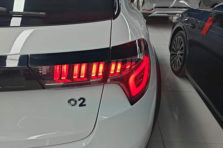 Used Lynk & Co 02 2018 1.5T DCT Two-Wheel Drive Sporty Version China V Standard Right Rear Taillight