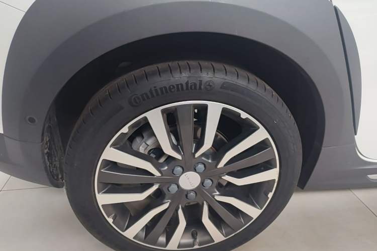 Used Lynk & Co 02 2018 2.0T DCT 4x4 Sport Pro Edition China V Standard Right Rear Wheel Hub