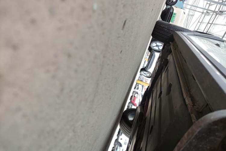 Used Lynk & Co 02 2018 1.5T DCT Two-Wheel Drive Pro Version China V Emission Standard Right Side Sill