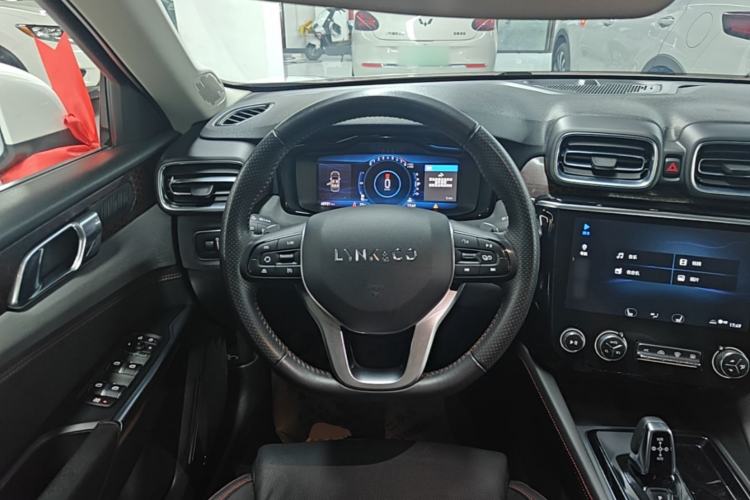 Used Lynk & Co 02 2018 1.5T DCT Two-Wheel Drive Sporty Version China V Standard Steering Wheel