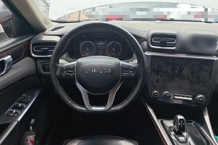 Used Lynk & Co 02 2018 1.5T DCT Two-Wheel Drive Sporty Version China V Standard Steering Wheel
