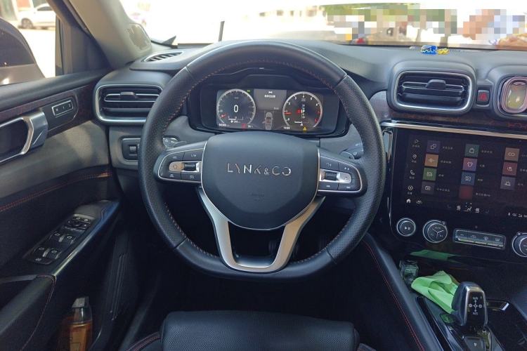 Used Lynk & Co 02 2018 2.0T Automatic Two-Wheel Drive Pro Edition China VI Standard Steering Wheel