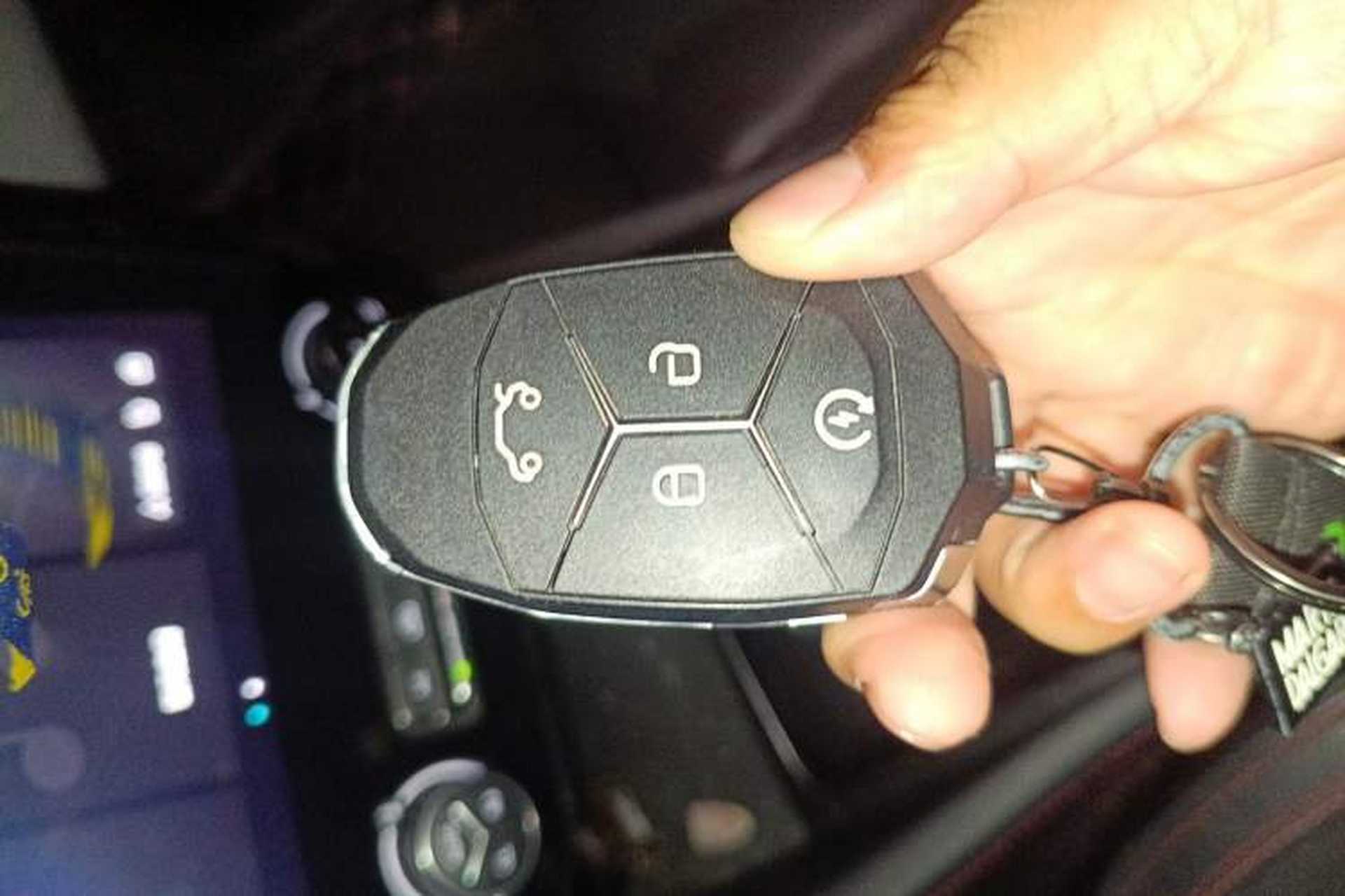 Used Lynk & Co 02 2018 1.5T DCT Two-Wheel Drive Pro Version China V Emission Standard Vehicle Key