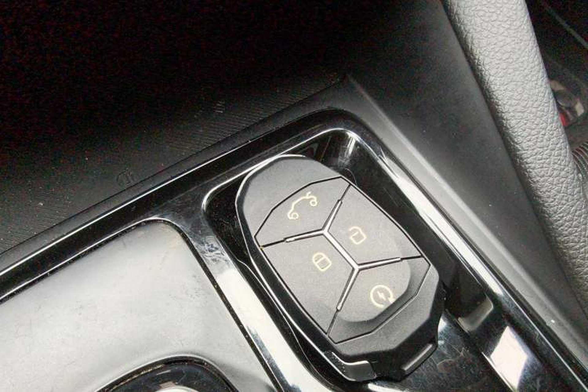 Used Lynk & Co 02 2018 1.5T DCT Two-Wheel Drive Pro Version China V Emission Standard Vehicle Key