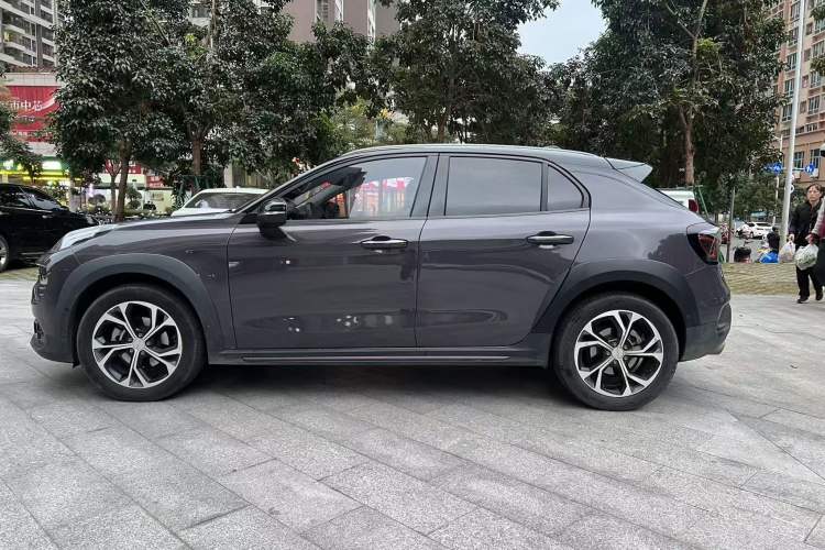 Used Lynk & Co 02 2019 High-Energy Edition 2.0T Automatic Two-Wheel Drive Shine Pro Edition China VI Standard Exterior 2