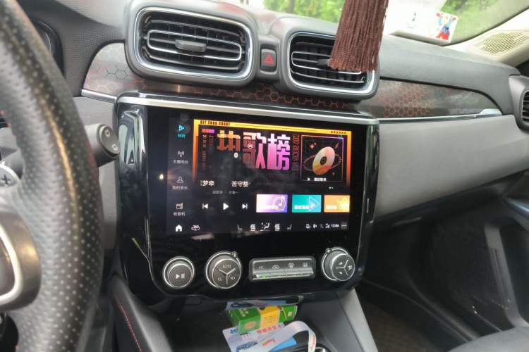 Used Lynk & Co 02 2019 High-Energy Edition 2.0T Automatic Two-Wheel Drive Pro Version China VI Standard Audio And AC Panel