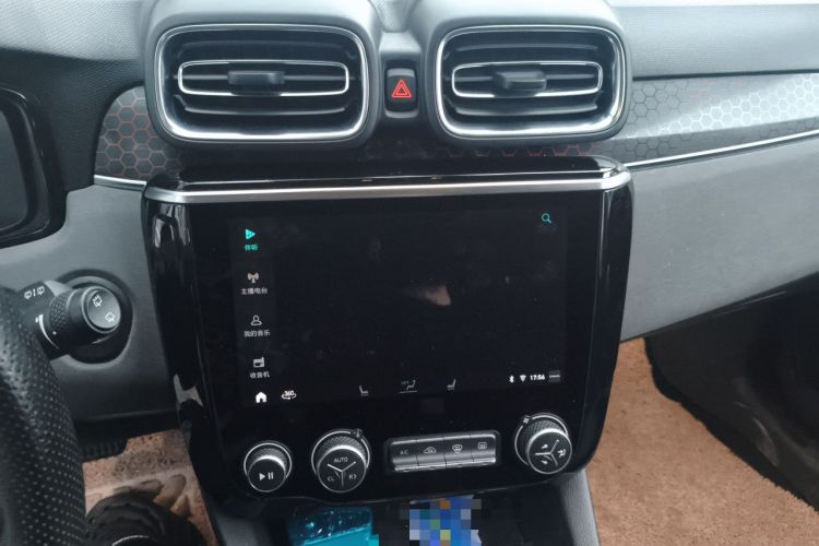 Used Lynk & Co 02 2019 1.5T DCT Two-Wheel Drive Pro Edition China VI Standard Audio And AC Panel