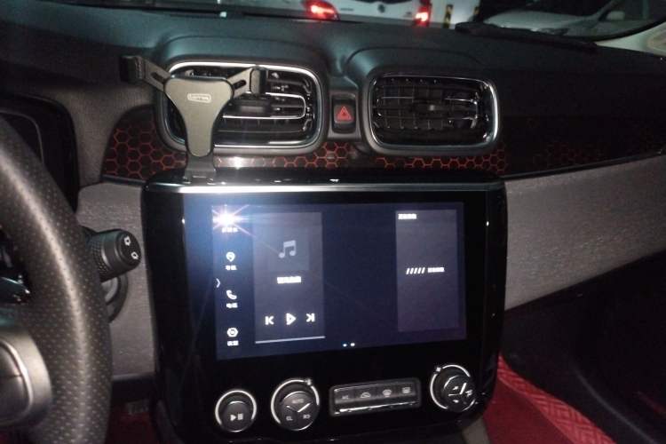 Used Lynk & Co 02 2019 High-Energy Edition 2.0T Automatic Two-Wheel Drive Pro Version China VI Standard Audio And AC Panel