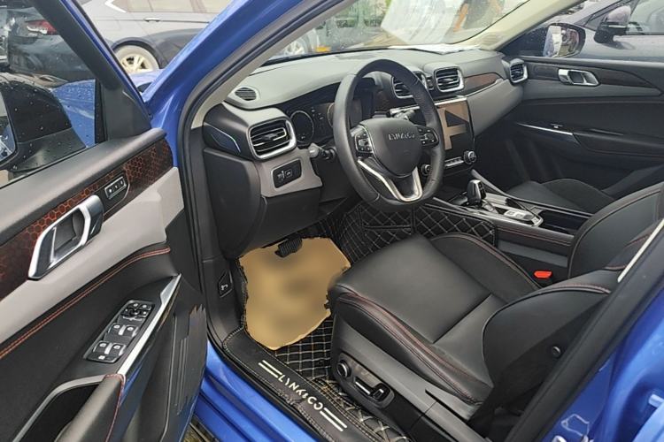 Used Lynk & Co 02 2019 1.5T DCT Two-Wheel Drive Pro Edition China VI Standard Driver Seat