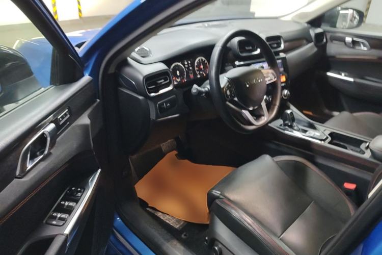 Used Lynk & Co 02 2019 High-Energy Edition 2.0T Automatic Two-Wheel Drive Pro Version China VI Standard Driver Seat
