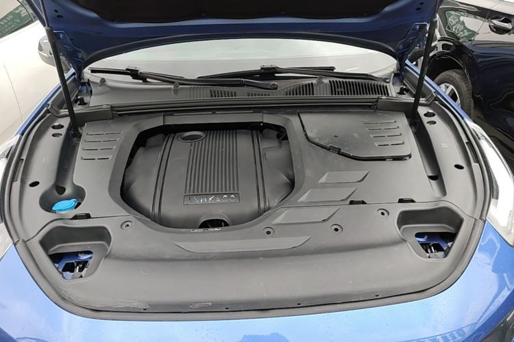 Used Lynk & Co 02 2019 1.5T DCT Two-Wheel Drive Sporty Version China VI Standard Engine Bay