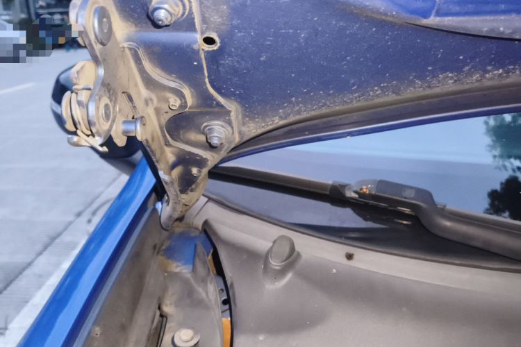 Used Lynk & Co 02 2019 1.5T DCT Two-Wheel Drive Pro Edition China VI Standard Engine Bay Right