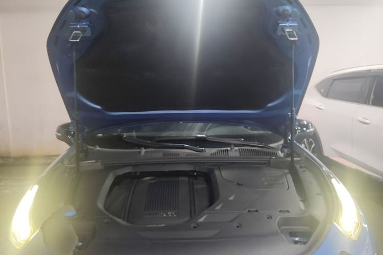 Used Lynk & Co 02 2019 1.5T DCT Two-Wheel Drive Pro Edition China VI Standard Engine Bay