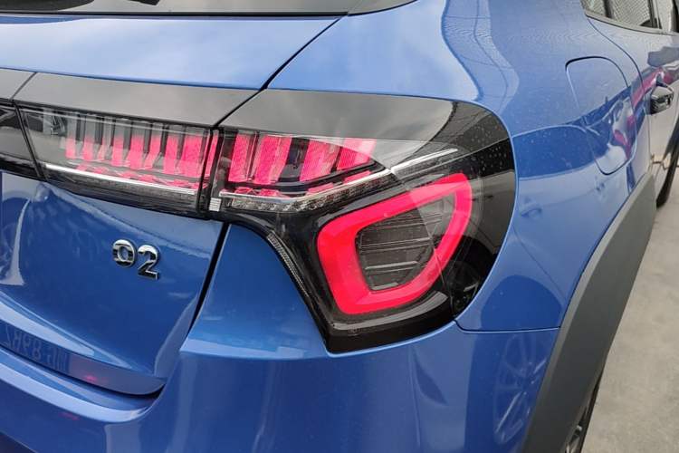 Used Lynk & Co 02 2019 1.5T DCT Two-Wheel Drive Sporty Version China VI Standard Exterior 3