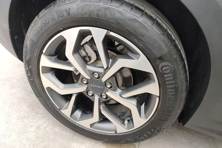 Used Lynk & Co 02 2019 1.5T DCT Two-Wheel Drive Sporty Version China VI Standard Exterior 5