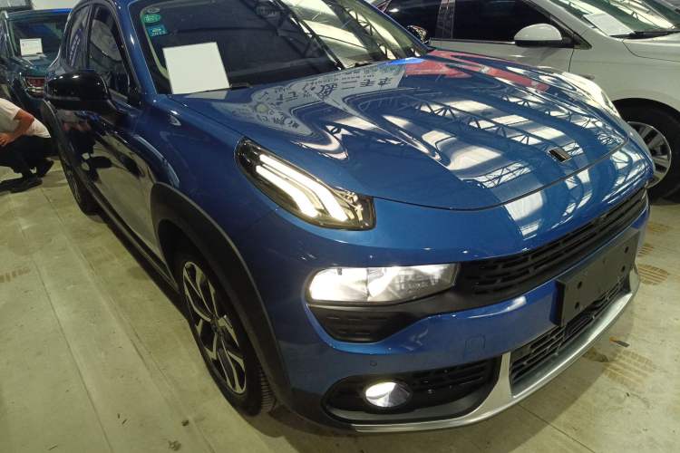 Used Lynk & Co 02 2019 High-Energy Edition 2.0T Automatic Two-Wheel Drive Pro Version China VI Standard Front Right 45 Deg