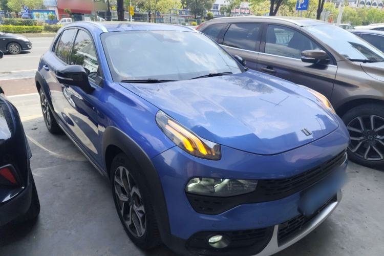 Used Lynk & Co 02 2019 High-Energy Edition 2.0T Automatic Two-Wheel Drive Pro Version China VI Standard Front Right 45 Deg