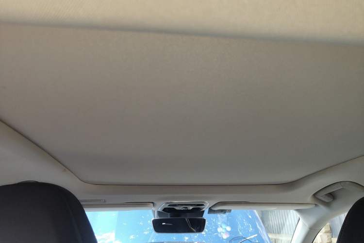 Used Lynk & Co 02 2019 1.5T DCT Two-Wheel Drive Pro Edition China VI Standard Headliner