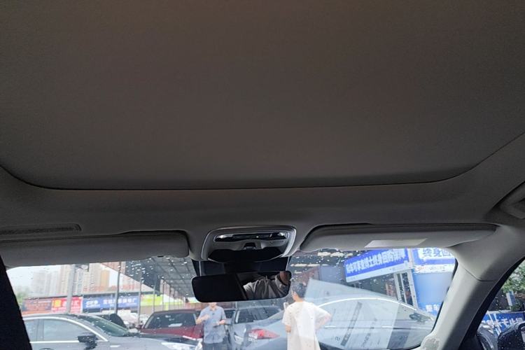 Used Lynk & Co 02 2019 1.5T DCT Two-Wheel Drive Pro Edition China VI Standard Headliner