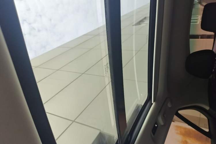 Used Lynk & Co 02 2019 1.5T DCT Two-Wheel Drive Pro Edition China VI Standard Headliner