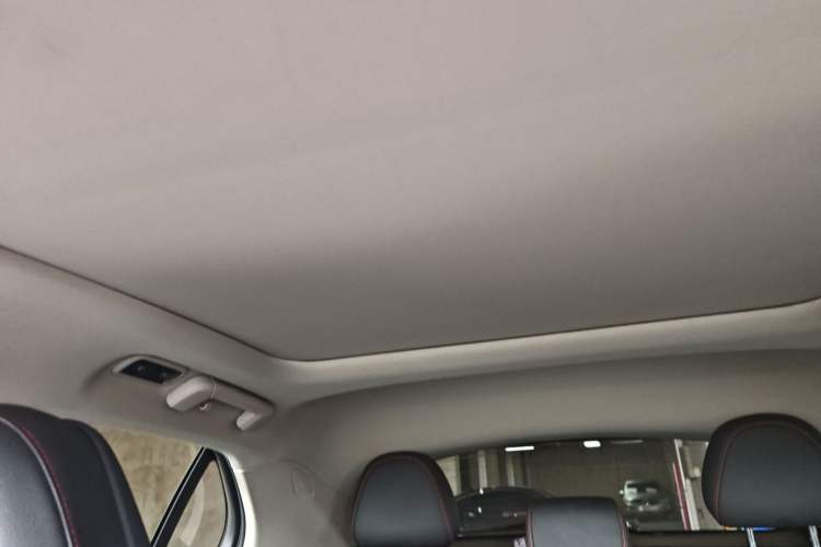 Used Lynk & Co 02 2019 High-Energy Edition 2.0T Automatic Two-Wheel Drive Pro Version China VI Standard Headliner