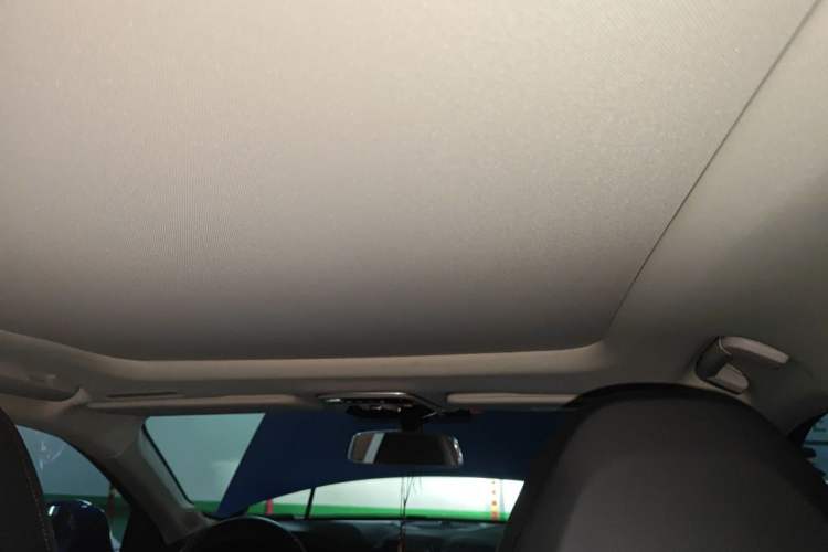 Used Lynk & Co 02 2019 1.5T DCT Two-Wheel Drive Sporty Version China VI Standard Headliner