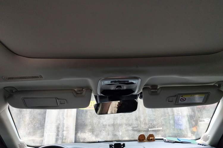 Used Lynk & Co 02 2019 1.5T DCT Two-Wheel Drive Pro Edition China VI Standard Headliner
