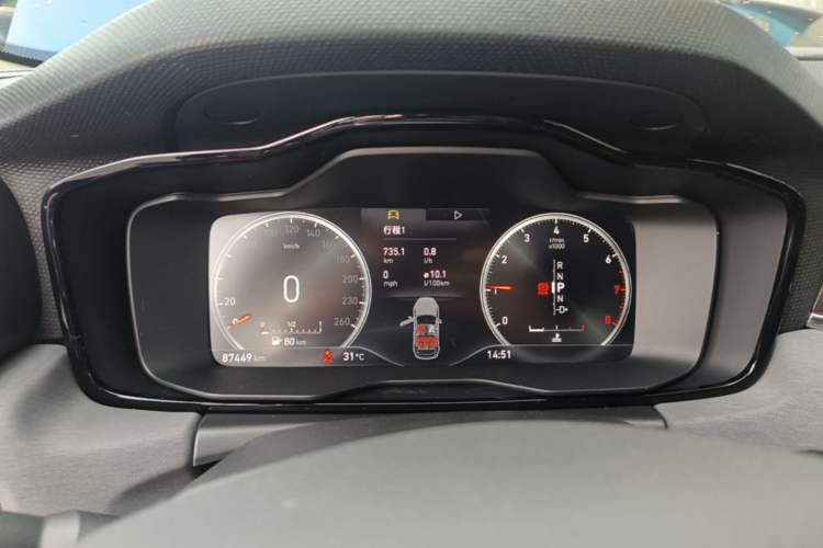 Used Lynk & Co 02 2019 1.5T DCT Two-Wheel Drive Sporty Version China VI Standard Instrument Cluster