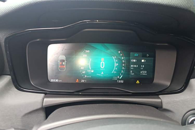 Used Lynk & Co 02 2019 1.5T DCT Two-Wheel Drive Sporty Version China VI Standard Instrument Cluster