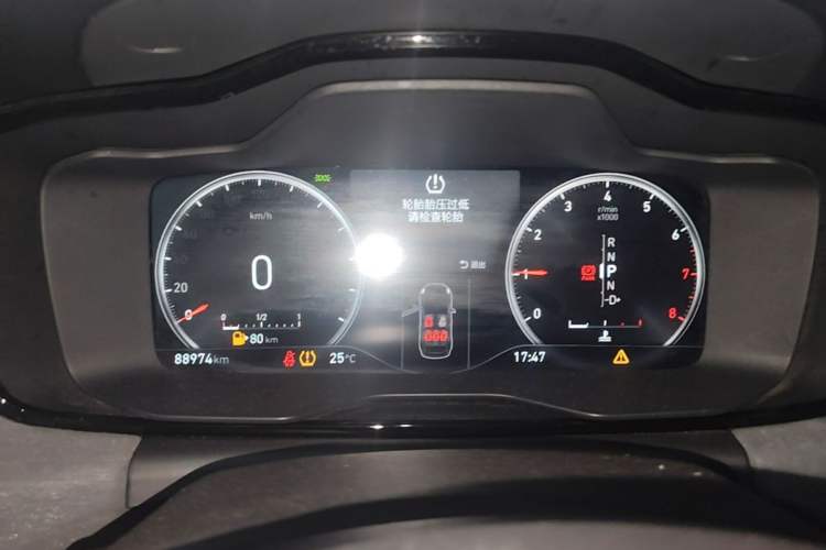 Used Lynk & Co 02 2019 1.5T DCT Two-Wheel Drive Pro Edition China VI Standard Instrument Cluster