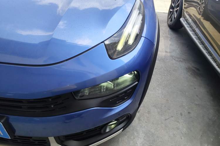 Used Lynk & Co 02 2019 High-Energy Edition 2.0T Automatic Two-Wheel Drive Pro Version China VI Standard Left Front Headlight