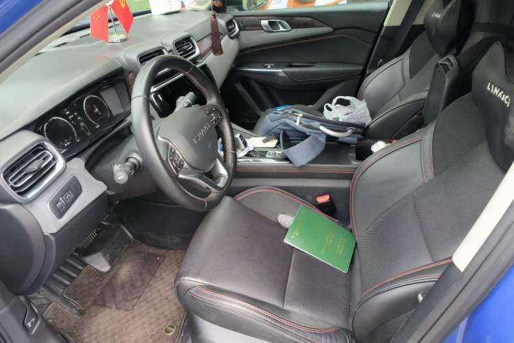 Used Lynk & Co 02 2019 High-Energy Edition 2.0T Automatic Two-Wheel Drive Pro Version China VI Standard Left Front Seat