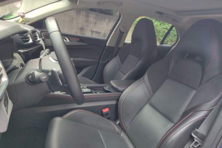 Used Lynk & Co 02 2019 1.5T DCT Two-Wheel Drive Pro Edition China VI Standard Left Front Seat