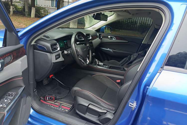 Used Lynk & Co 02 2019 1.5T DCT Two-Wheel Drive Sporty Version China VI Standard Left Front Seat