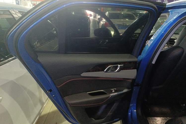 Used Lynk & Co 02 2019 High-Energy Edition 2.0T Automatic Two-Wheel Drive Pro Version China VI Standard Left Rear Door Interior