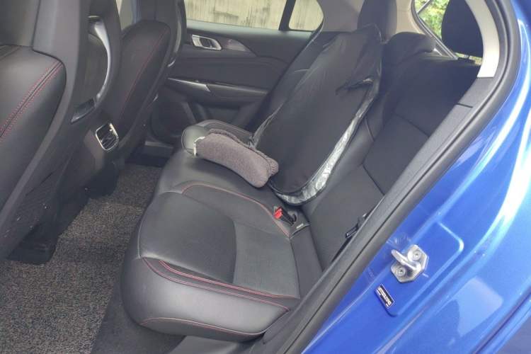 Used Lynk & Co 02 2019 1.5T DCT Two-Wheel Drive Pro Edition China VI Standard Left Rear Seat