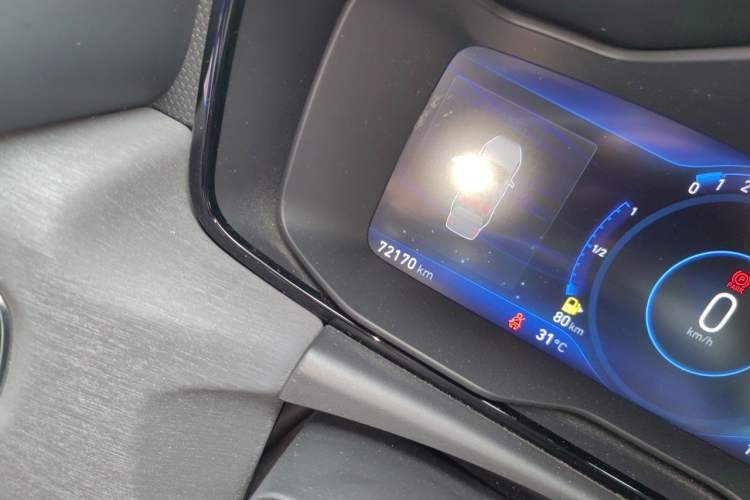 Used Lynk & Co 02 2019 1.5T DCT Two-Wheel Drive Pro Edition China VI Standard Odometer Close Up