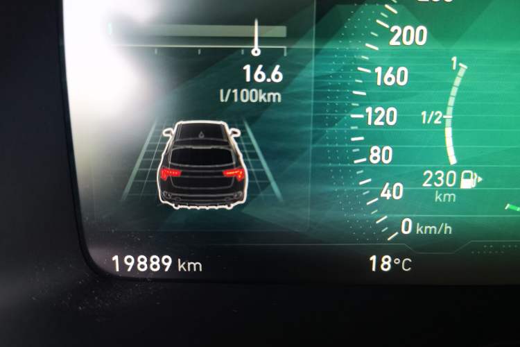 Used Lynk & Co 02 2019 1.5T DCT Two-Wheel Drive Pro Edition China VI Standard Odometer Close Up