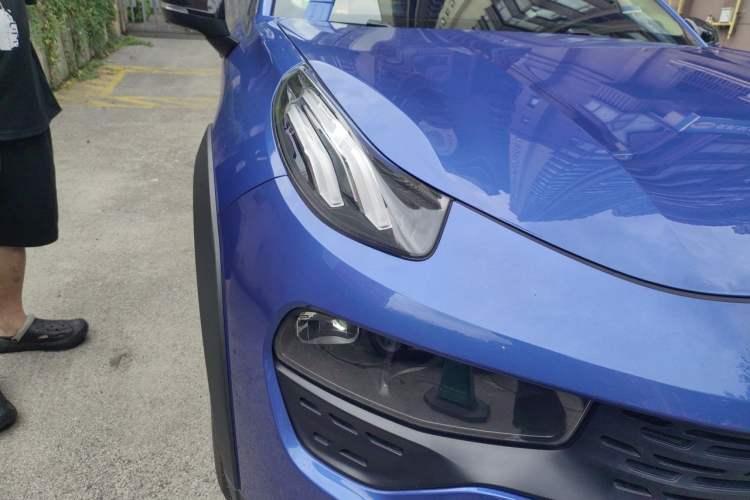 Used Lynk & Co 02 2019 1.5T DCT Two-Wheel Drive Pro Edition China VI Standard Right Front Headlight