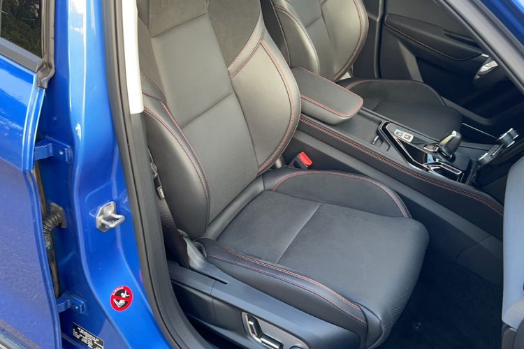 Used Lynk & Co 02 2019 1.5T DCT Two-Wheel Drive Pro Edition China VI Standard Right Front Seat