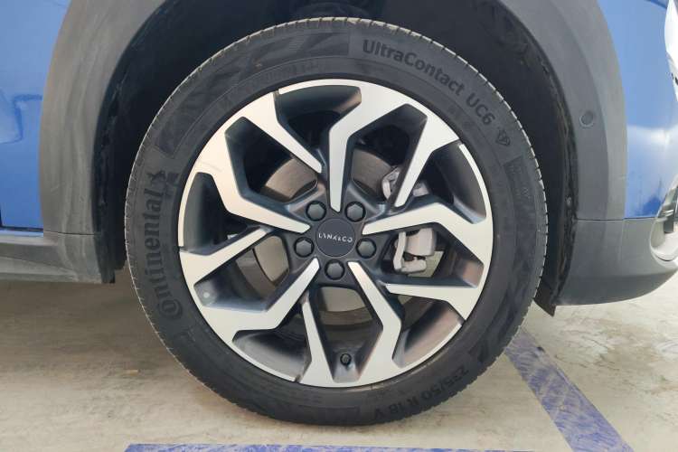 Used Lynk & Co 02 2019 1.5T DCT Two-Wheel Drive Pro Edition China VI Standard Right Front Wheel Hub