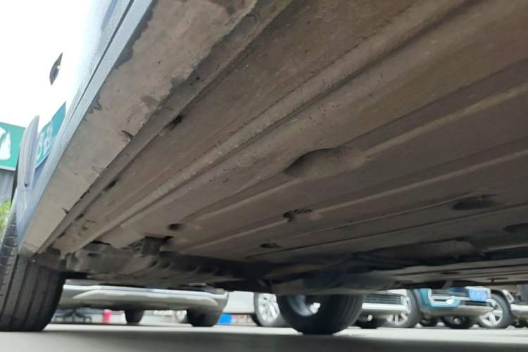 Used Lynk & Co 02 2019 1.5T DCT Two-Wheel Drive Sporty Version China VI Standard Right Side Sill