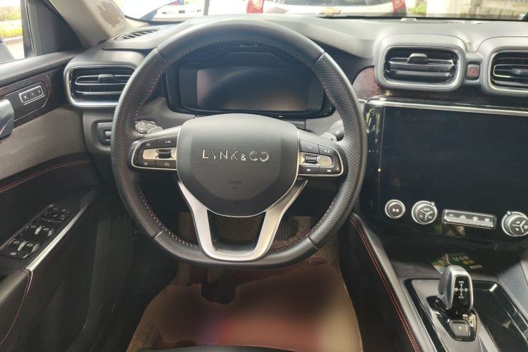 Used Lynk & Co 02 2019 1.5T DCT Two-Wheel Drive Pro Edition China VI Standard Steering Wheel
