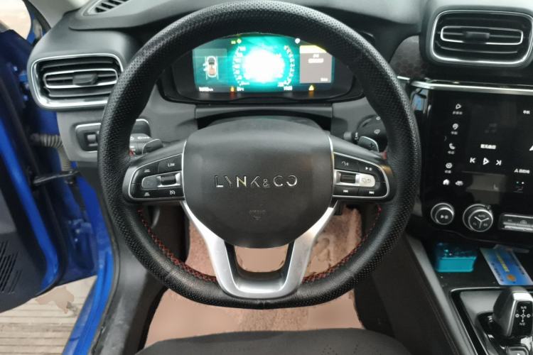 Used Lynk & Co 02 2019 1.5T DCT Two-Wheel Drive Pro Edition China VI Standard Steering Wheel
